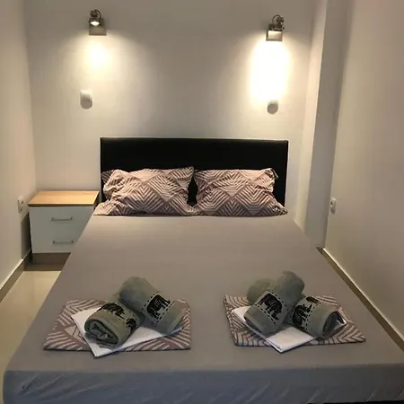 Tami Apartment *